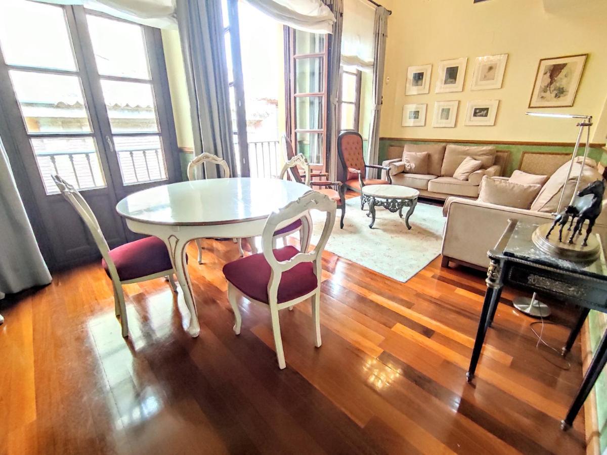 Las Mansiones De Constitucion Apartamentosmalagamanagement Exteriör bild