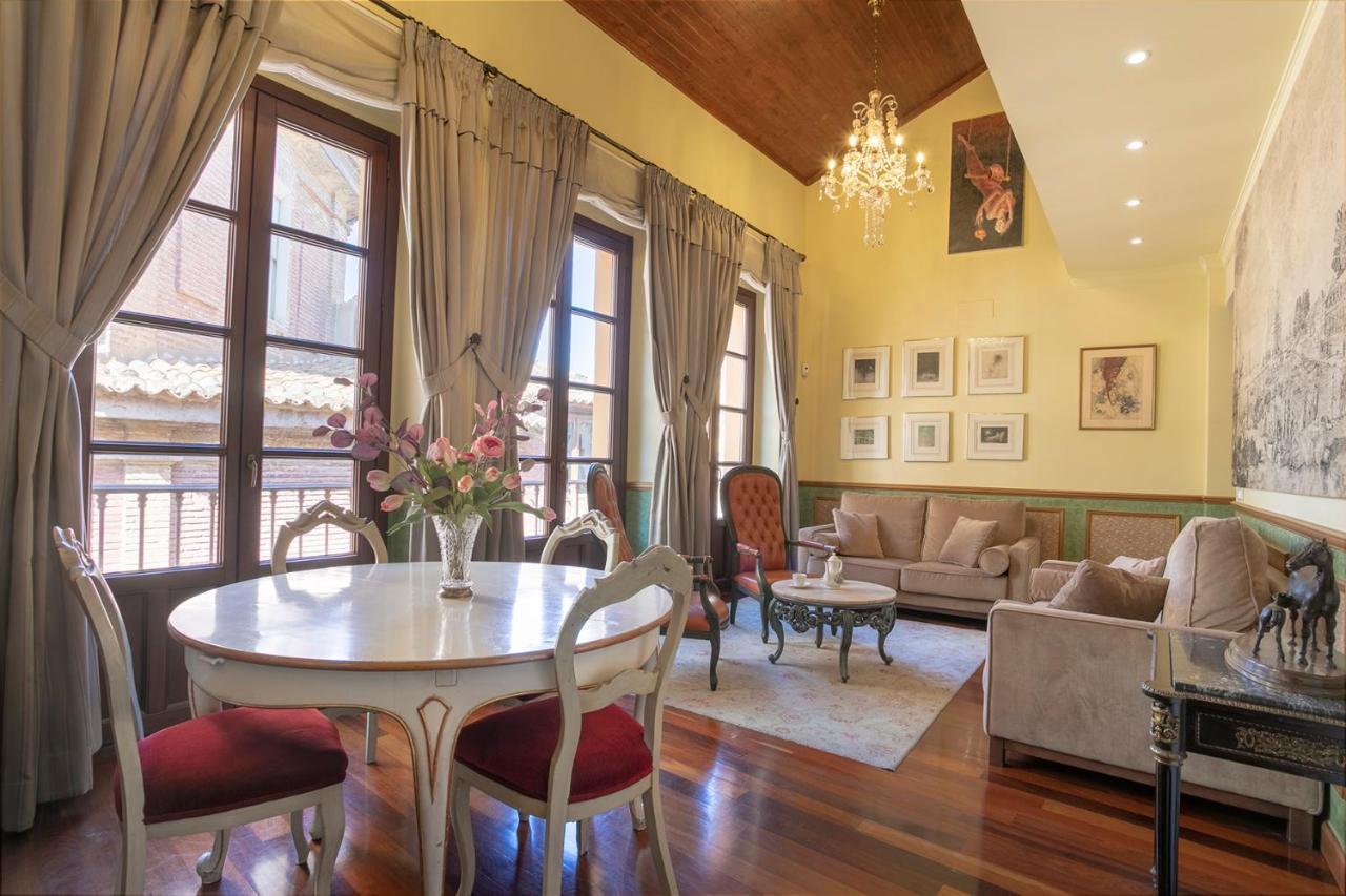 Las Mansiones De Constitucion Apartamentosmalagamanagement Exteriör bild